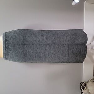 Gray Knit Midi Skirt - Classic Women's Skirt Sz M
